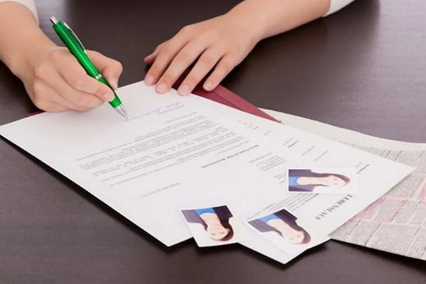 CV công chứng ở đâu? Cần chuẩn bị những giấy tờ gì? | CareerBuilder.vn