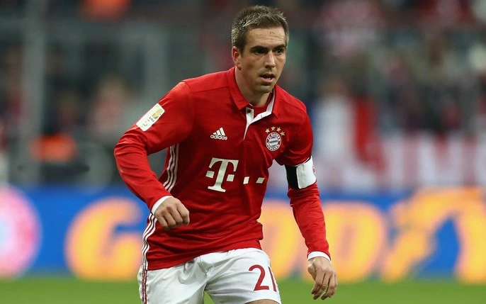 Philipp Lahm ấn định thời gian rời sân